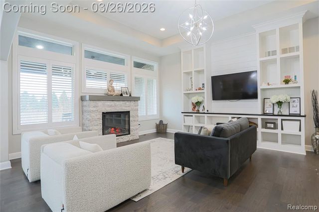 13033 Cathedral Court, Shelby Twp, MI 48315