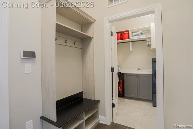 13033 Cathedral Court, Shelby Twp, MI 48315