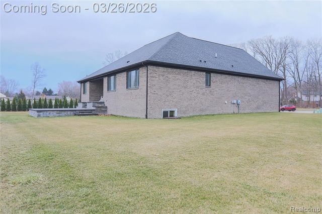 13033 Cathedral Court, Shelby Twp, MI 48315