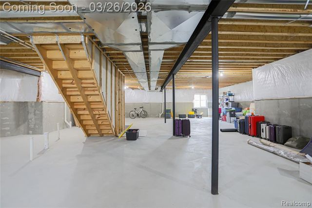 13033 Cathedral Court, Shelby Twp, MI 48315