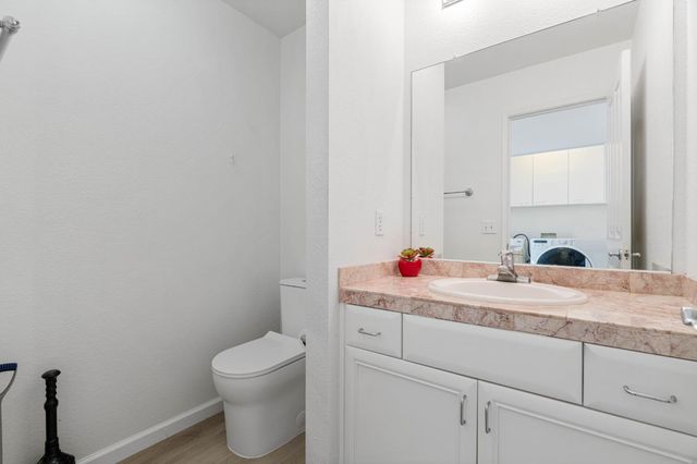 9077 Bedrock Ct, Sacramento, CA 95829