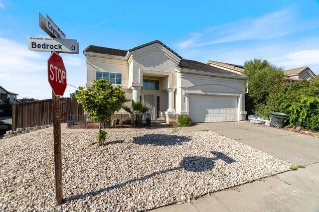 9077 Bedrock Ct, Sacramento, CA 95829