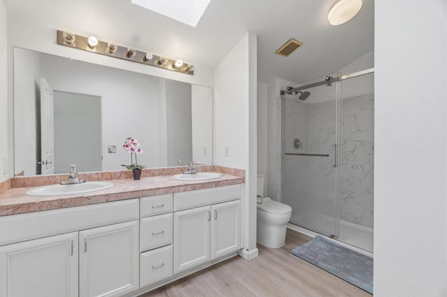 9077 Bedrock Ct, Sacramento, CA 95829