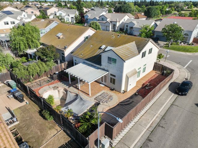 9077 Bedrock Ct, Sacramento, CA 95829