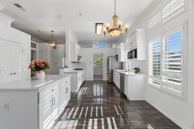9077 Bedrock Ct, Sacramento, CA 95829