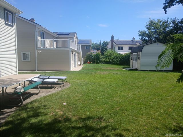 807 Iris Place, West Hempstead, NY 11552