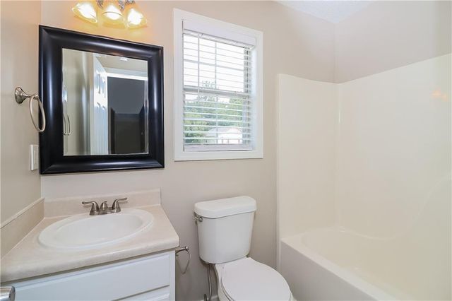 100 Ivy Glen Court, Dallas, GA 30157