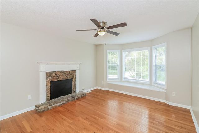 100 Ivy Glen Court, Dallas, GA 30157
