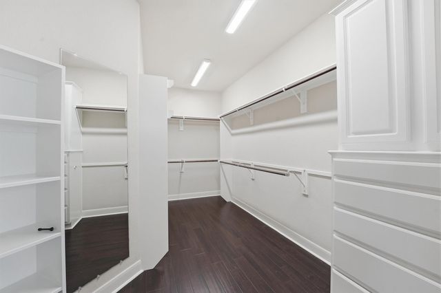 15718 Starcreek Lane, Houston, TX 77044