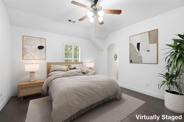 15718 Starcreek Lane, Houston, TX 77044