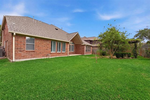 15718 Starcreek Lane, Houston, TX 77044