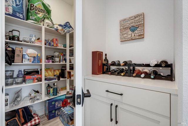 303 Flagship Dr, Napa, CA 94558