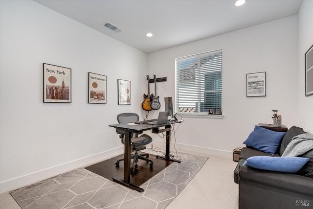 303 Flagship Dr, Napa, CA 94558