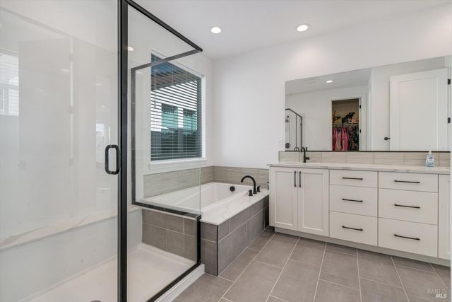 303 Flagship Dr, Napa, CA 94558