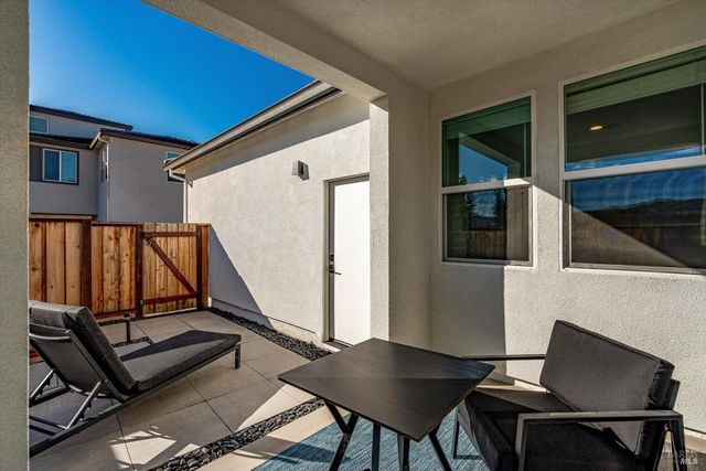 303 Flagship Dr, Napa, CA 94558