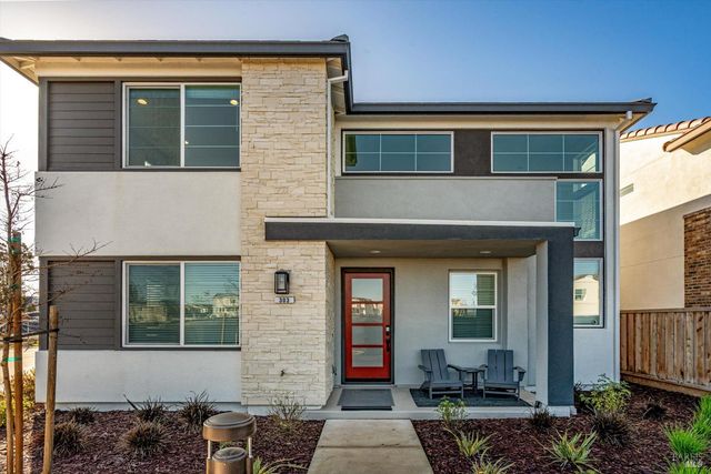 303 Flagship Dr, Napa, CA 94558