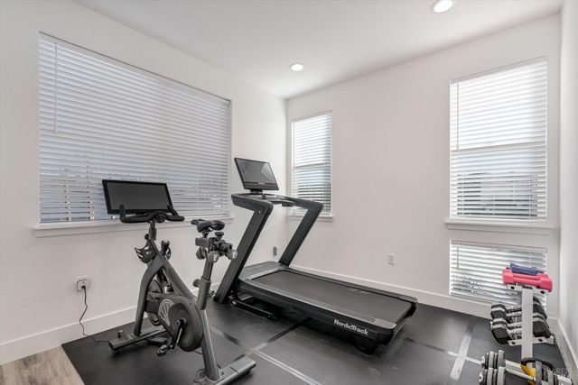 303 Flagship Dr, Napa, CA 94558