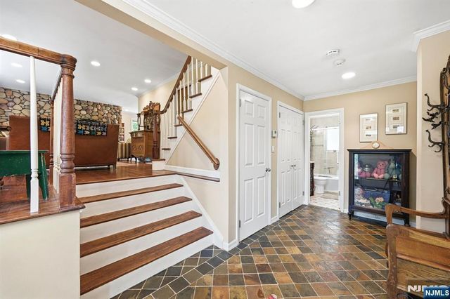 46 Wierimus Lane, Hillsdale, NJ 07642