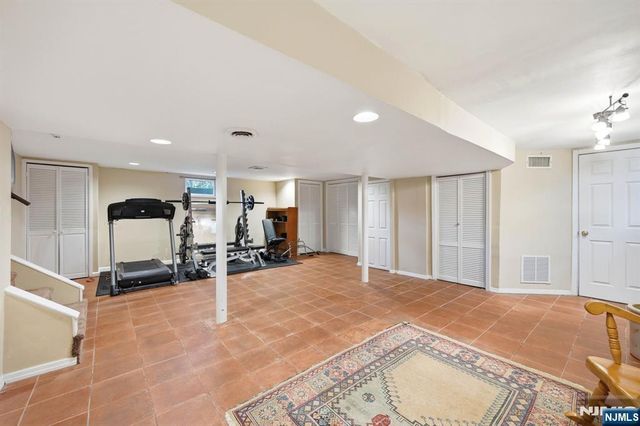 46 Wierimus Lane, Hillsdale, NJ 07642