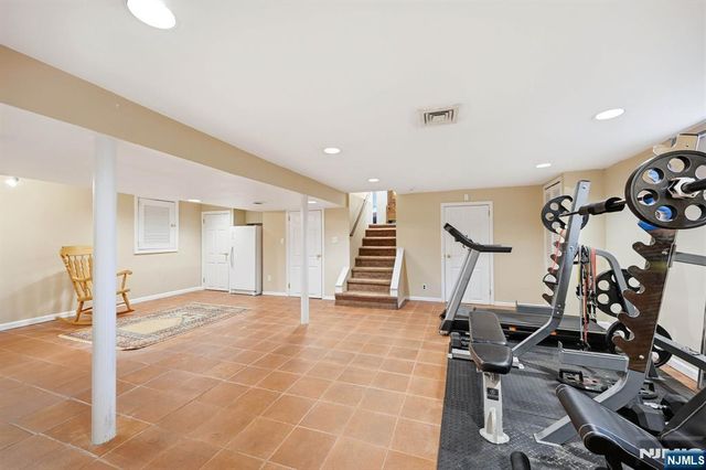 46 Wierimus Lane, Hillsdale, NJ 07642