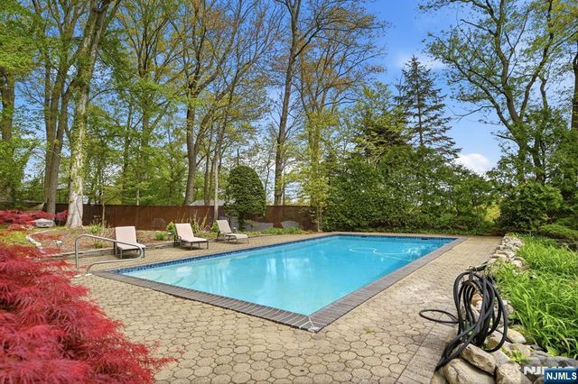 46 Wierimus Lane, Hillsdale, NJ 07642