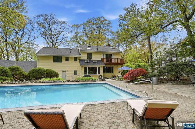 46 Wierimus Lane, Hillsdale, NJ 07642