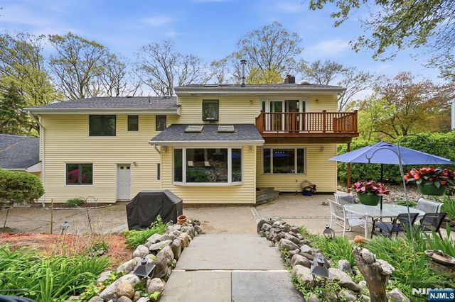 46 Wierimus Lane, Hillsdale, NJ 07642