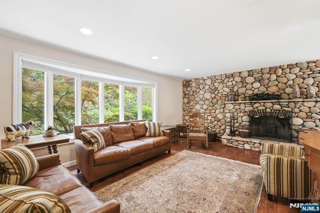 46 Wierimus Lane, Hillsdale, NJ 07642