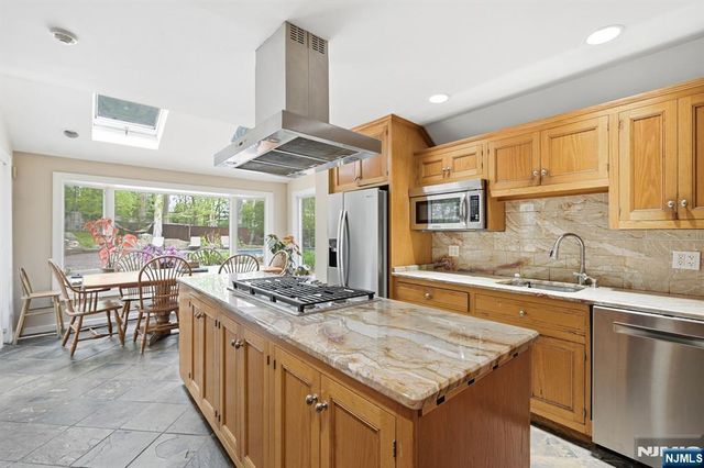 46 Wierimus Lane, Hillsdale, NJ 07642