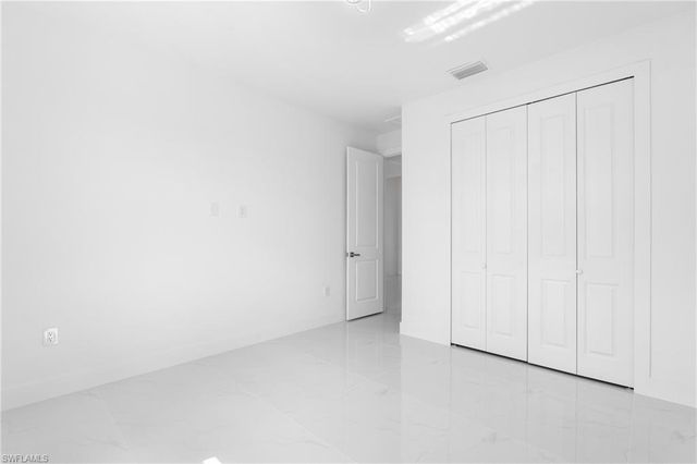 2517 24th ST W, Lehigh Acres, FL 33971