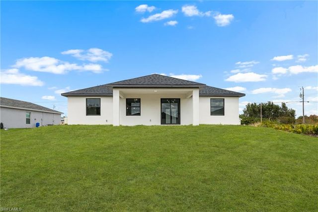 2517 24th ST W, Lehigh Acres, FL 33971