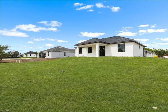 2517 24th ST W, Lehigh Acres, FL 33971