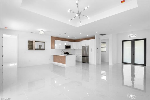 2517 24th ST W, Lehigh Acres, FL 33971