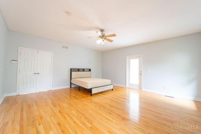684 Smiley Avenue, Springdale, OH 45246