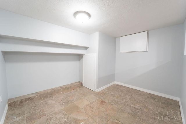 684 Smiley Avenue, Springdale, OH 45246