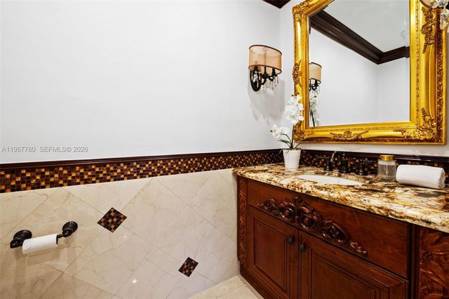 7720 SW 183rd Ter, Palmetto Bay, FL 33157