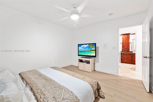 7720 SW 183rd Ter, Palmetto Bay, FL 33157