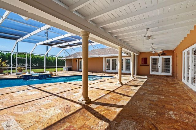 7720 SW 183rd Ter, Palmetto Bay, FL 33157