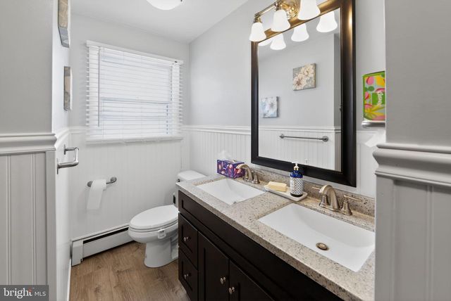 1074 STUART DR, Pottstown, PA 19464