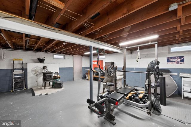 1074 STUART DR, Pottstown, PA 19464