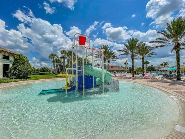 9032 SHADOW MOUNTAIN STREET, Davenport, FL 33896