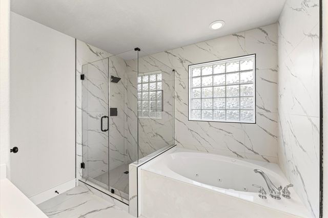 9523 Glendown Lane, Houston, TX 77070