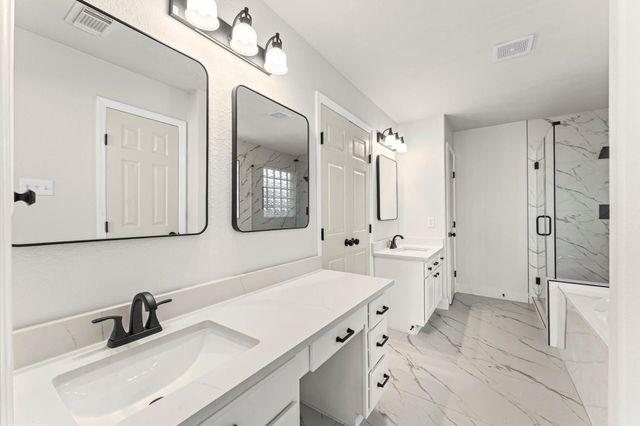 9523 Glendown Lane, Houston, TX 77070