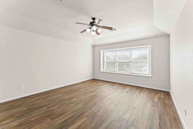 9523 Glendown Lane, Houston, TX 77070