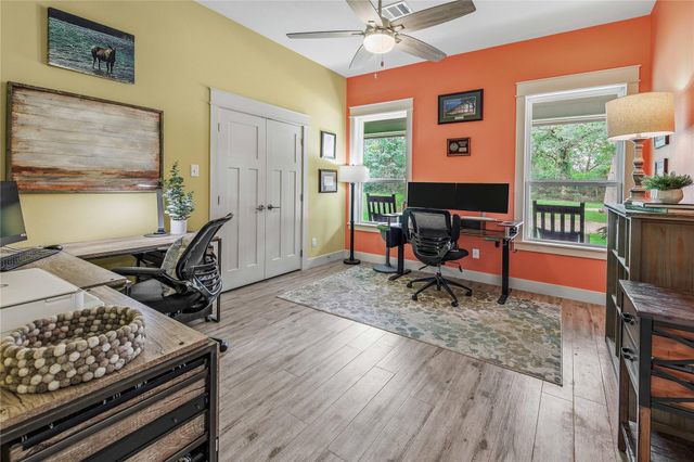 10250 Dogwood Trail, College Station, TX 77845