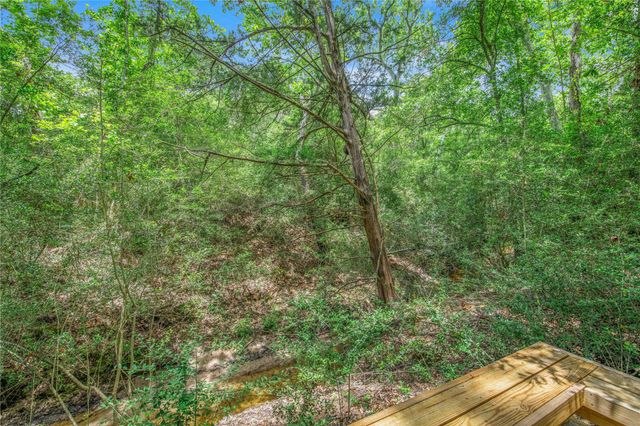10250 Dogwood Trail, College Station, TX 77845