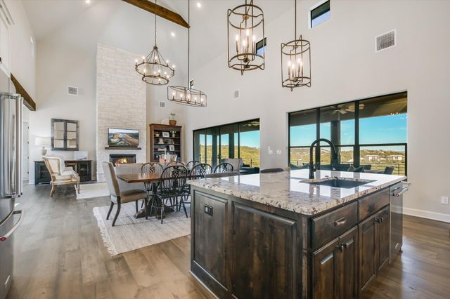 7300 Flagship Park DR, Jonestown, TX 78645