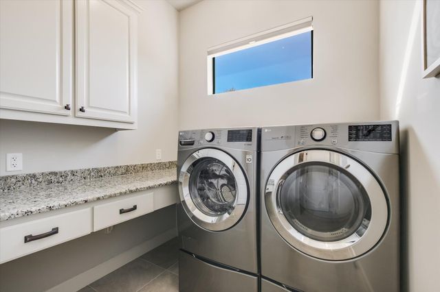 7300 Flagship Park DR, Jonestown, TX 78645