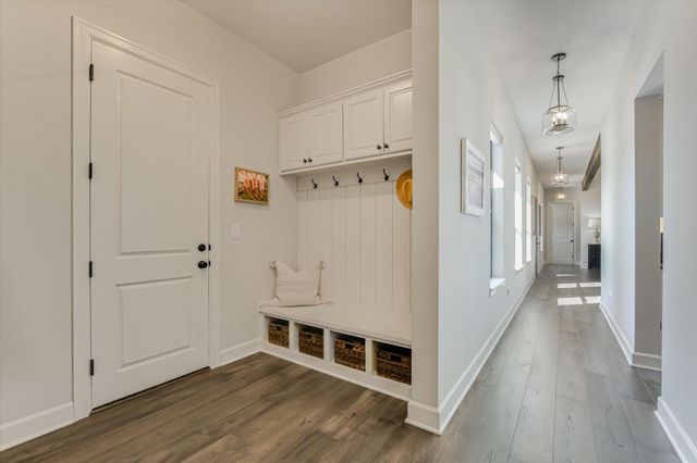 7300 Flagship Park DR, Jonestown, TX 78645