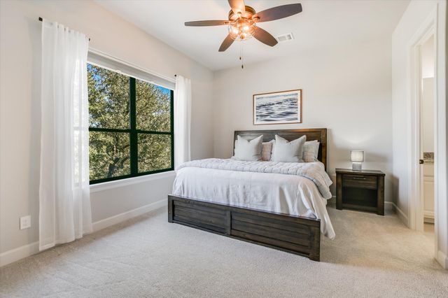 7300 Flagship Park DR, Jonestown, TX 78645